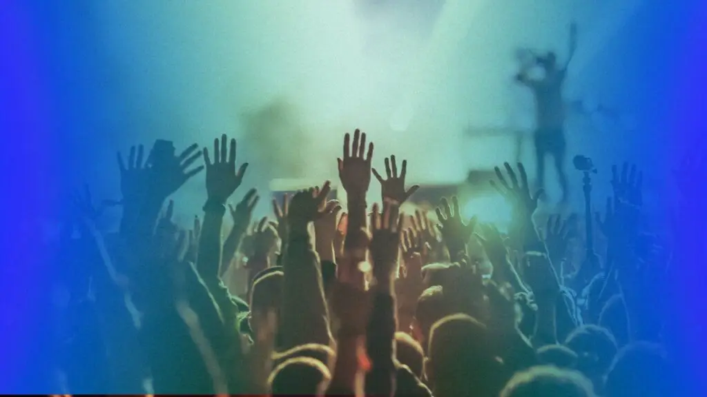 How Money Flows Through The Music Industry: Blog Header
